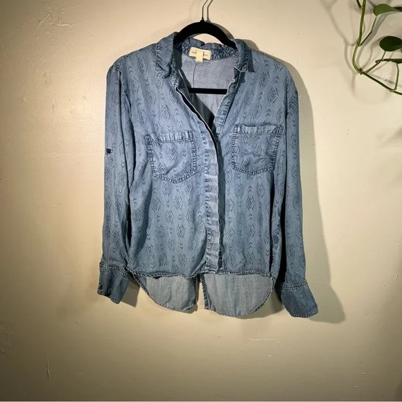Cloth&Stone Roll Tab Sleeve Blue Tencel Button Up Shirt denim chambray tribal - Picture 13 of 14